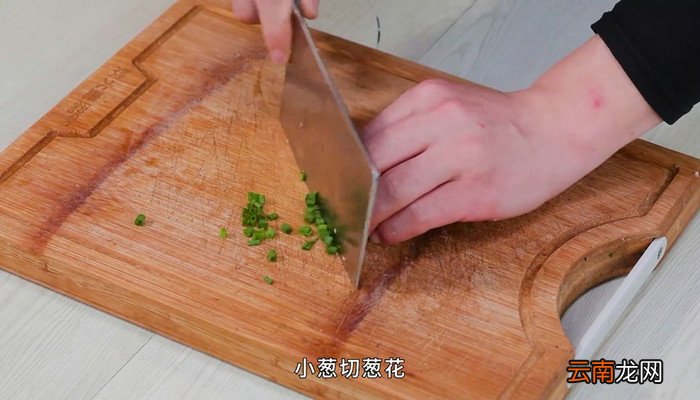 番茄鸡蛋烫饭做法 番茄鸡蛋烫饭怎么做