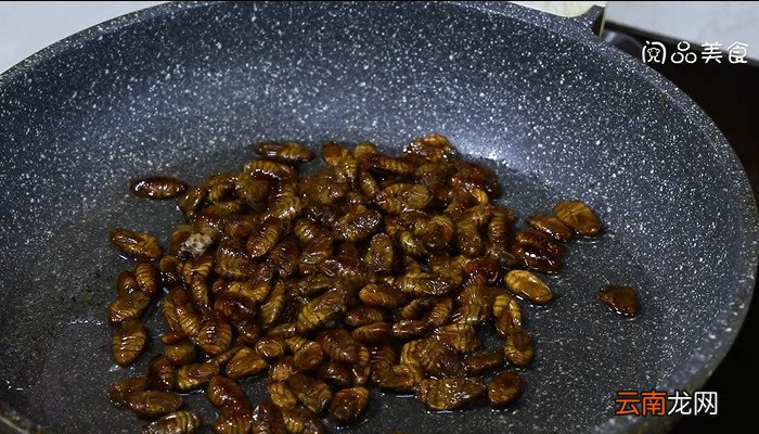 香菜炒蚕蛹怎么做 香菜炒蚕蛹的做法
