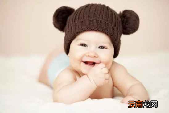 宝宝半夜发烧怎么办 宝宝半夜发烧处理妙招