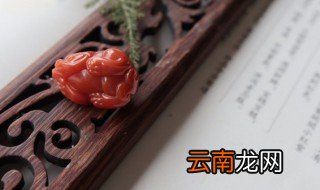 卧室床头放什么吉利 床头的最吉利摆放