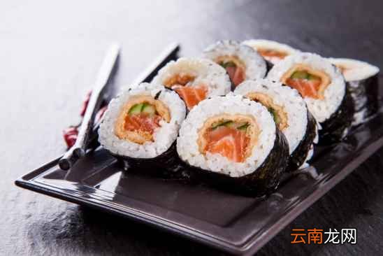 寿司里面脆脆的是什么 ?寿司用什么米好吃