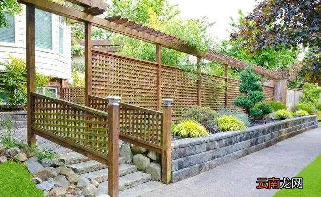 理想小院：院墙不砌砖，整个改成廊架式，种瓜纳凉一个不耽误！