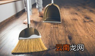 阳台门口能不能放笤帚 阳台可以放扫帚吗