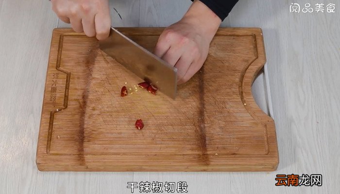 炒新鲜芥菜疙瘩丝的做法 炒新鲜芥菜疙瘩丝怎么做