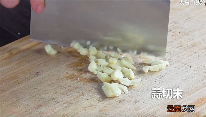 榄菜肉碎四季豆怎么做 榄菜肉碎四季豆的做法