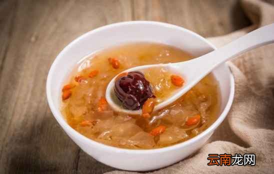 银耳红枣汤孕妇可以喝吗 银耳红枣汤孕妇喝了有什么好处