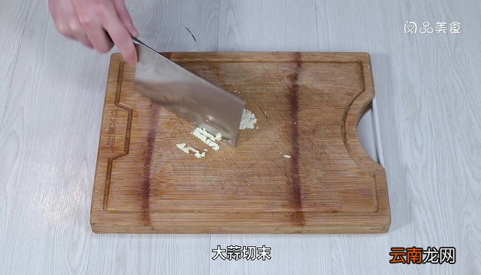 鱼露炒空心菜怎么做 鱼露炒空心菜的做法