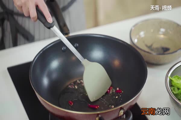 水煮鱼片的做法 水煮鱼片怎么做