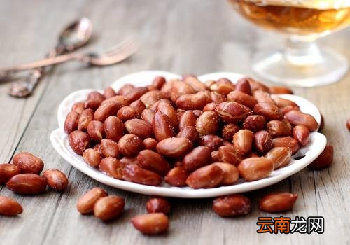 花生米的红皮的营养价值 ?花生米的红皮怎样去除