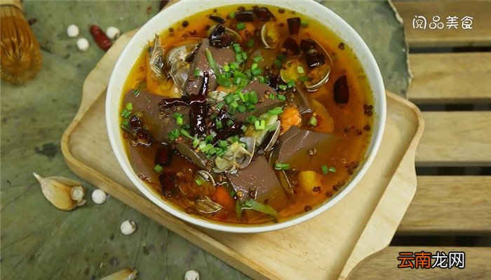 川菜水煮三鲜怎么做 川菜水煮三鲜的做法