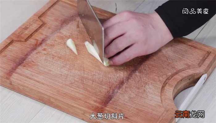 爆炒香辣蟹的做法 爆炒香辣蟹怎么做