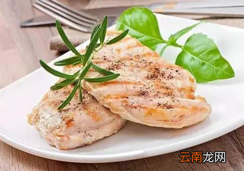鸡胸肉是鸡的哪个部位 ?鸡胸肉怎么吃减肥