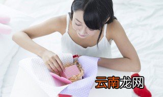 中秋礼物送闺蜜什么好寓意，中秋节送闺蜜什么礼物好