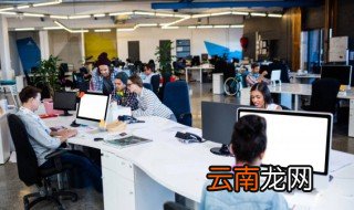 招财进宝画挂在办公室哪里，招财画挂家里什么位置