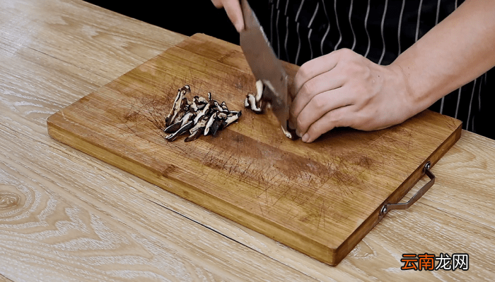 三丝鱼肚羹 三丝鱼肚羹的做法