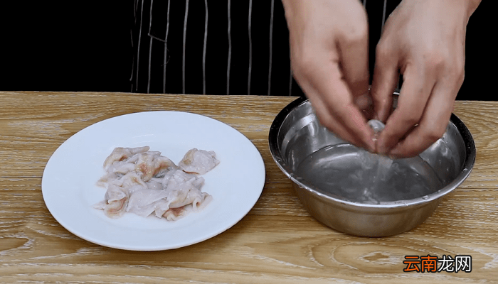 三丝鱼肚羹 三丝鱼肚羹的做法