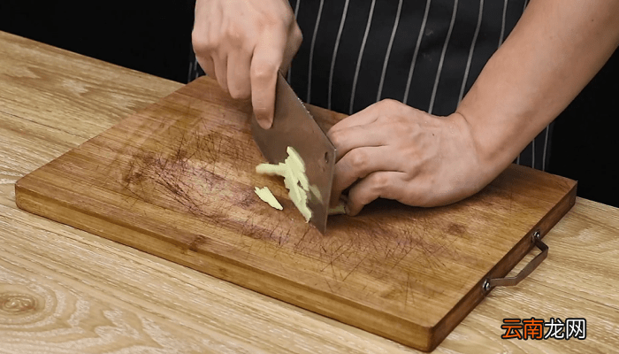 三丝鱼肚羹 三丝鱼肚羹的做法