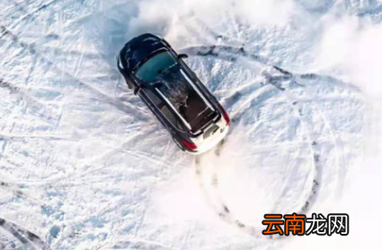 雪天开车要不要开esp-雪天esp指示灯亮是什么