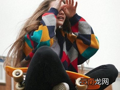 滑板滑行技巧