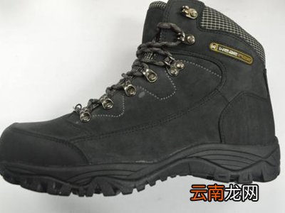 登山鞋配什么裤子好看