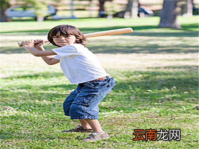 打棒球如何保护膝盖