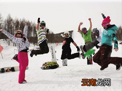 滑雪一定要穿滑雪裤吗