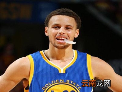 打篮球的牙套怎么戴