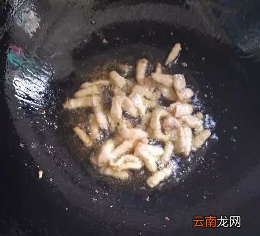 蒜苔炒肉怎么做好吃 用点小技巧就能变好吃哟