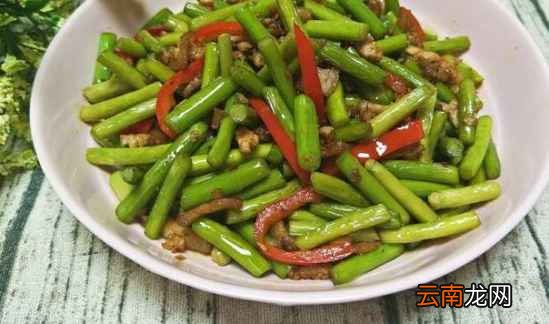 蒜苔炒肉怎么做好吃 用点小技巧就能变好吃哟