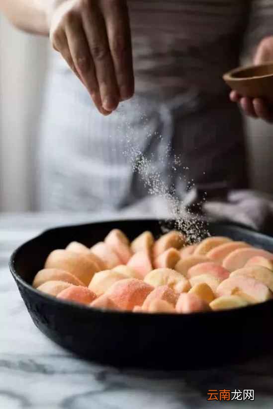 长期吃苹果有什么好处 既能瘦身又抗衰老