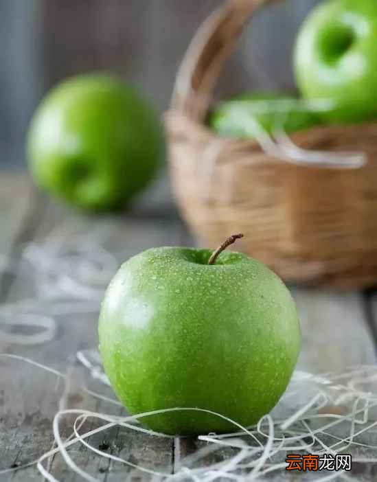 长期吃苹果有什么好处 既能瘦身又抗衰老