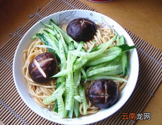 12道家常拌面的做法 天热就要吃拌面