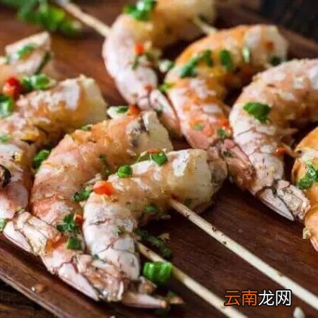虾最好吃的做法 这道蒜蓉大虾你学会了么