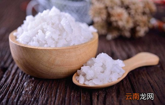 盐浴有什么好处 盐浴洗澡好处多你知道吗