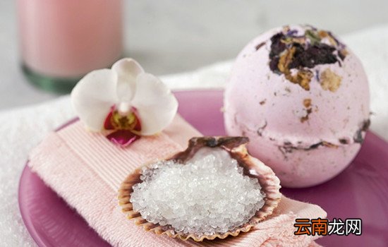 盐浴有什么好处 盐浴洗澡好处多你知道吗