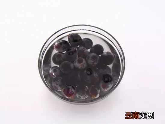 月子吃什么水果好 有些再馋也不能吃