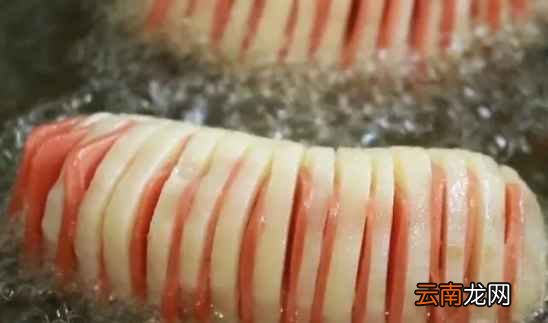 土豆夹香肠的做法 好吃到停不下来