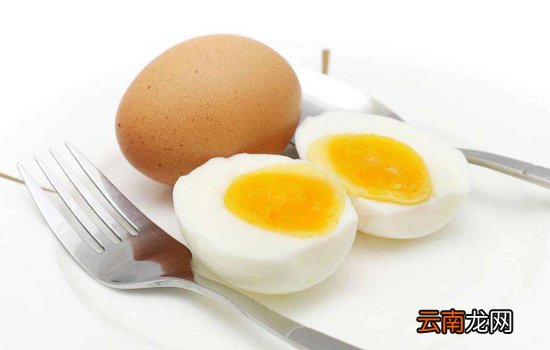 蛋黄和蛋白哪个营养价值高 蛋清蛋白都吃最好