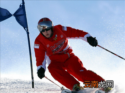 滑雪适合穿什么裤子
