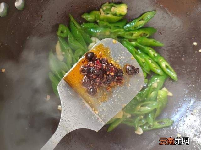 农家小炒肉做法简单易学 农家小炒肉的家常做法