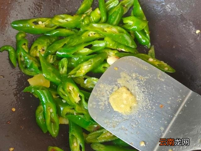 农家小炒肉做法简单易学 农家小炒肉的家常做法