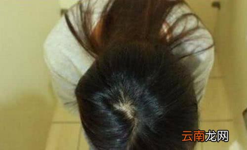 是身体健康有问题还是食物中毒 吃火龙果尿红色正常吗
