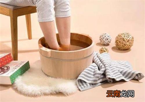 用醋泡脚可以治脚气吗,醋泡脚有什么好处