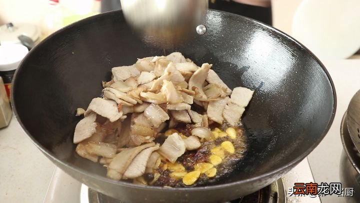 回锅肉怎样做才好吃 家常回锅肉的家常做法