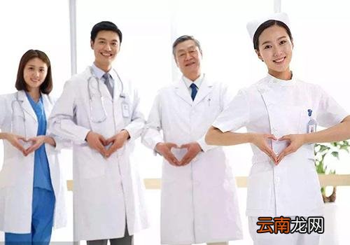 心肺复苏一分钟多少下,心肺复苏多久人工呼吸