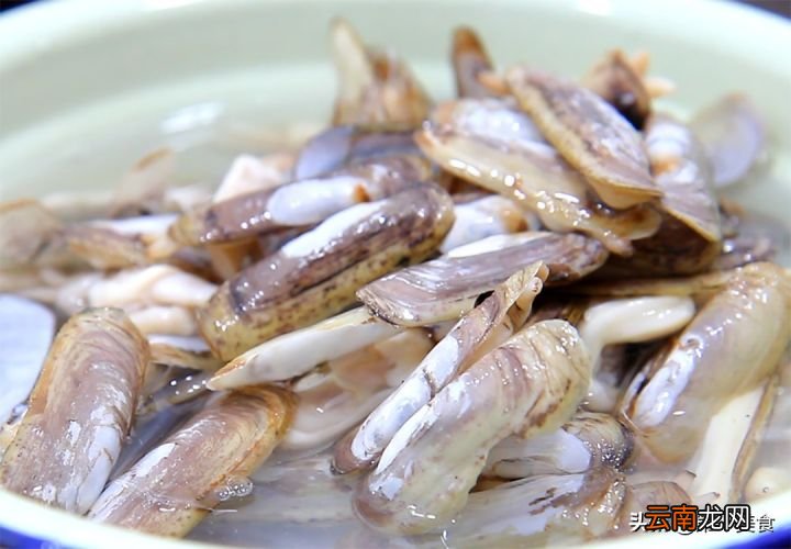 香辣蛏子这样做香辣过瘾 蛏子的家常做法
