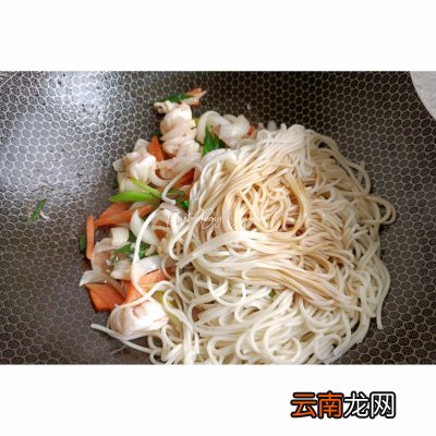 鲜虾乌冬面最好吃的做法 乌冬面的家常做法