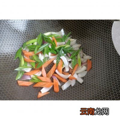 鲜虾乌冬面最好吃的做法 乌冬面的家常做法