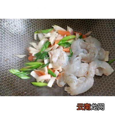 鲜虾乌冬面最好吃的做法 乌冬面的家常做法