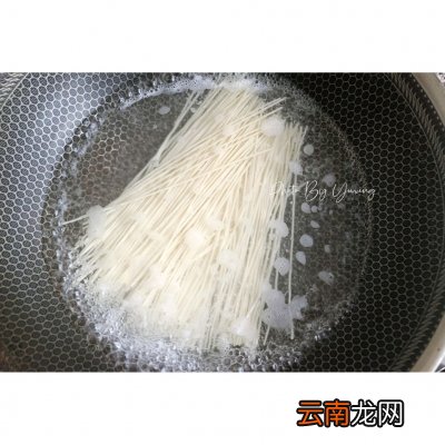 鲜虾乌冬面最好吃的做法 乌冬面的家常做法